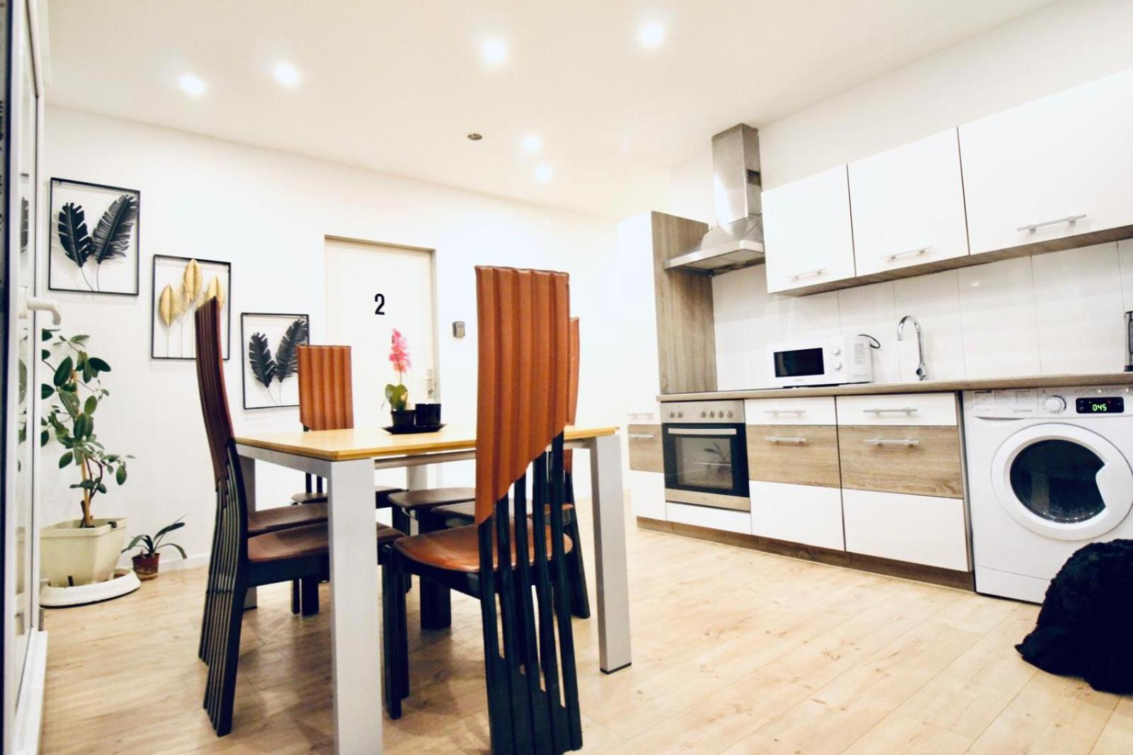6 Min To Amusement Park - Economy Rooms In Shared Apartment 维也纳 外观 照片